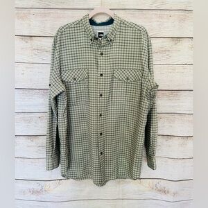 The North Face Men’s Casual Plaid Long Sleeve Button Down Pocket Shirt Size L